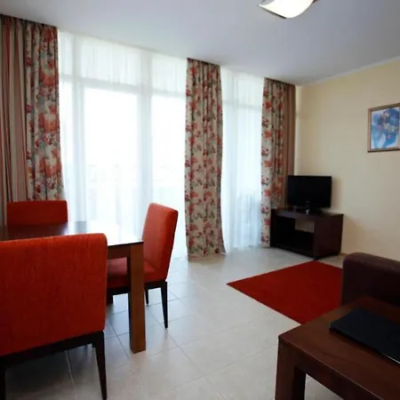 Sunset Apartment,aluna Апартамент