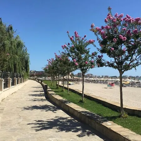 Апартаменты Sunset Apartment,aluna Поморие